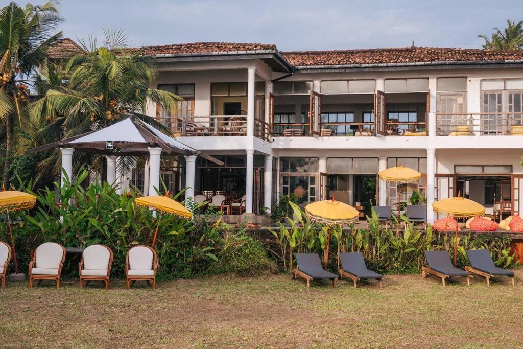 Santi Beach House With Pool & Beach Weligama Zewnętrze zdjęcie